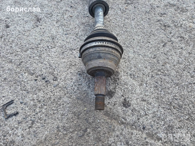 Лява полуоска за Фолксваген поло 6н2 , снимка 3 - Части - 52268300