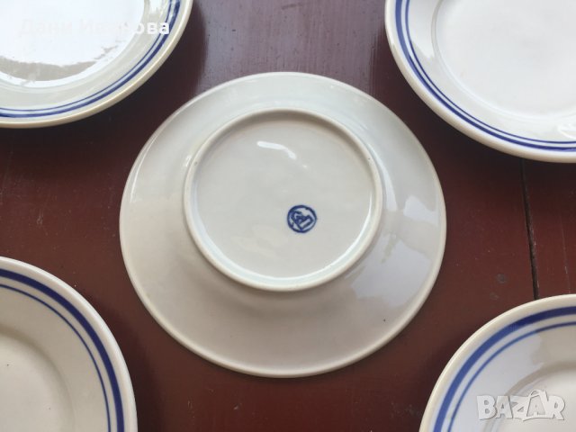 5 бр. бели порцеланови чинии със син кант, снимка 5 - Чинии - 41632233