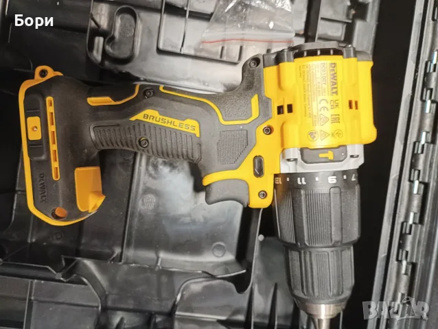 Винтоверт  DeWalt DCD 100., снимка 3 - Винтоверти - 55705830