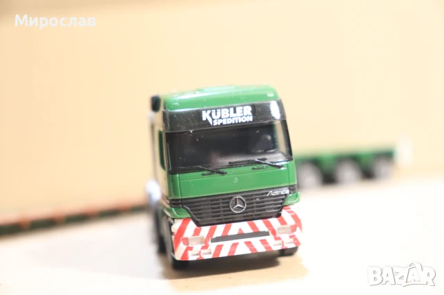 	HERPA H0 1/87 MERCEDES ACTROS ВЛЕКАЧ КАМИОН ТИР МОДЕЛ ТЕЖКОТОВАРЕН ТРАНСПОРТ, снимка 4 - Колекции - 50909932