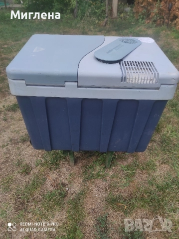 Хладилна чанта Mobicool с външни забележки , снимка 2 - Хладилни чанти - 51568865