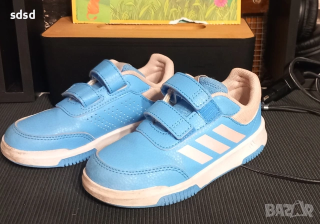 Маратонки Адидас 27 номер 