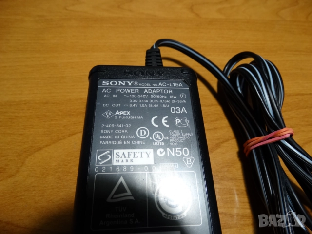 SONY AC-L15A - захранване за видеокамери на марката ..., снимка 2 - Батерии, зарядни - 52292202