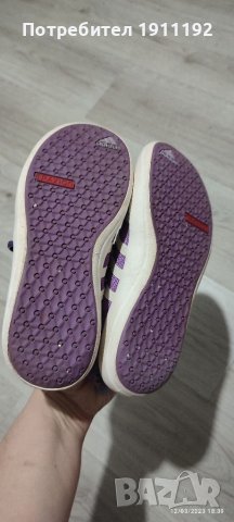 Adidas. Спортни обувки. 37 1/3, снимка 3 - Детски маратонки - 40016511