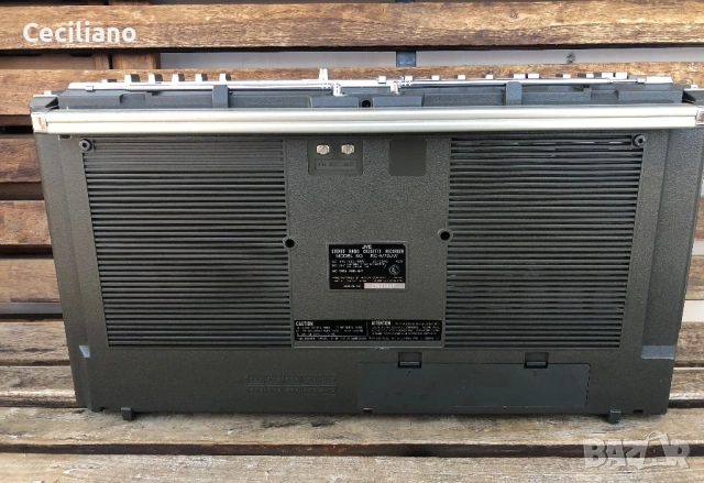 Радиокасетофон JVC RC M70, снимка 8 - Радиокасетофони, транзистори - 53446394