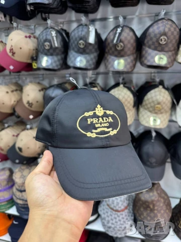 шапки с козирка prada fendi christian dior burberry , снимка 6 - Шапки - 51352804