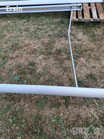 Тента Thule Omnistor 3.5м таванен монтаж (Тентата е без плат), снимка 10 - Палатки - 50660272