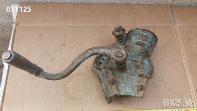 отлична машинка за мелене на царевица, кукуруз , снимка 6 - Антикварни и старинни предмети - 38686977