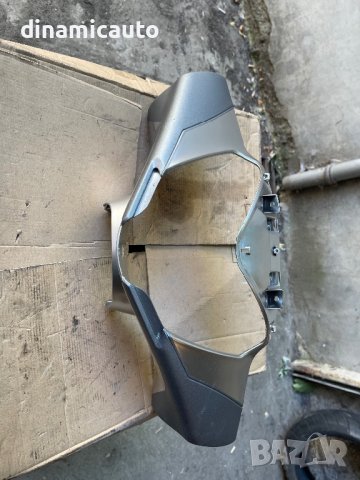 Пластмаса за фар Kymco People GTi 300