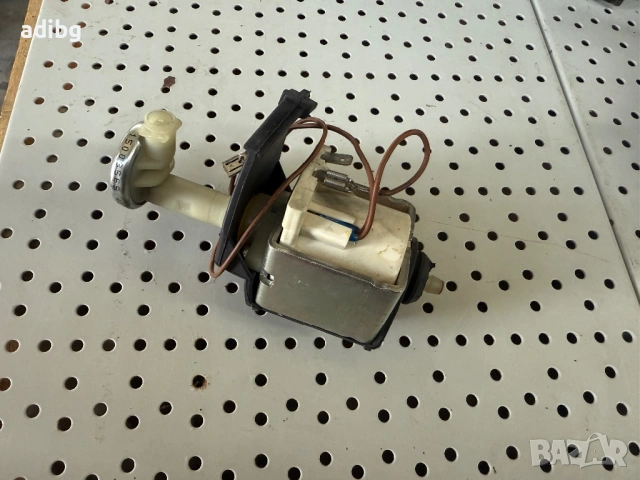 Delonghi Magnifica S - Помпа с Клапан, снимка 3 - Кафемашини - 47143083