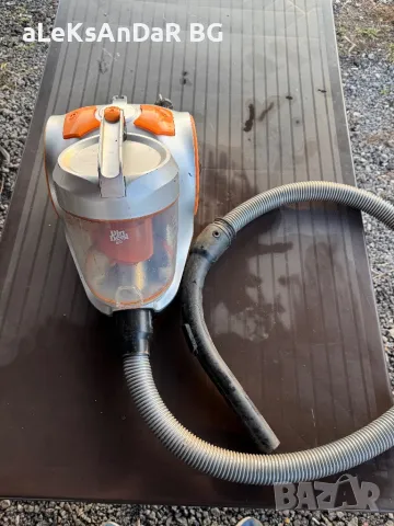 Прахосмукачка dirt devil 