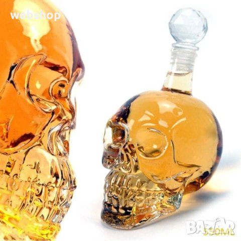 СТЪКЛЕНА БУТИЛКА С ФОРМА НА ЧЕРЕП , 550 мл, снимка 1