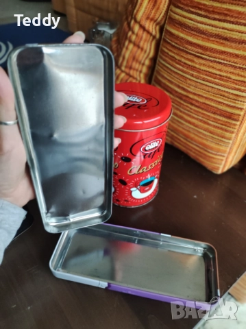 Ретро метални кутии, снимка 15 - Антикварни и старинни предмети - 51975977