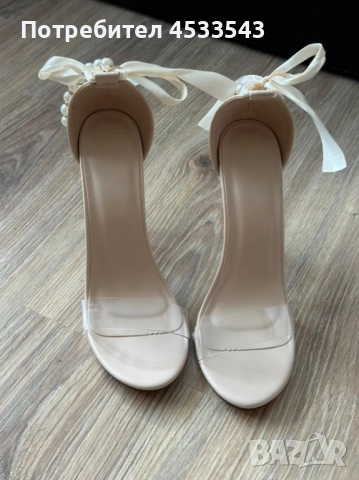 Дамски сандали на ток