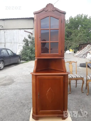 Витрина ъглова №24