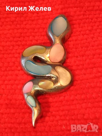 ЗМИЕВИДЕН СРЕБЪРЕН АРТ ПЕНДАНТ МЕДАЛЬОН СРЕБРО 925 ИНКРУСТИРАН с РАЗНОЦВЕТЕН КРАЛСКИ СЕДЕФ 38704, снимка 3 - Колиета, медальони, синджири - 41741621