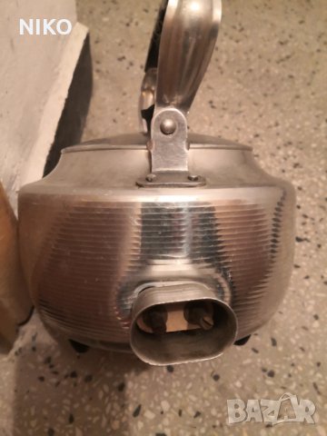 Продавам,Руски,работещ Чайник,eл. 2.5 литра вода.един киловат/час, снимка 3 - Други - 35754027