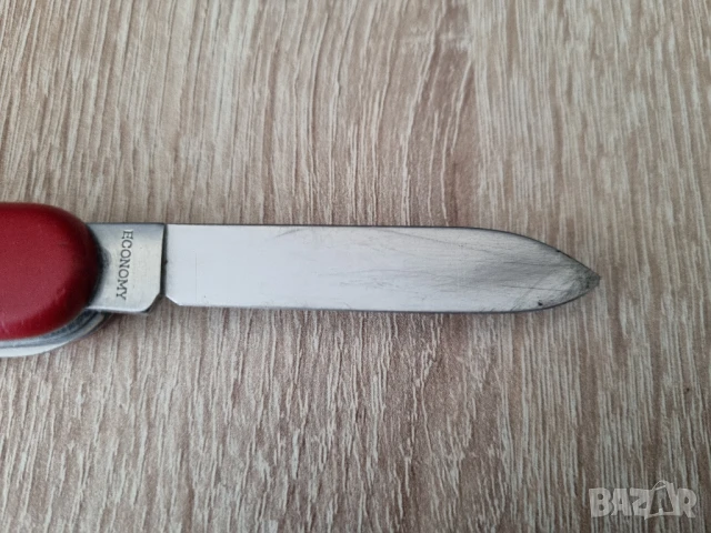 Швейцарски джобен нож Victorinox Camper, снимка 5 - Ножове - 50532652