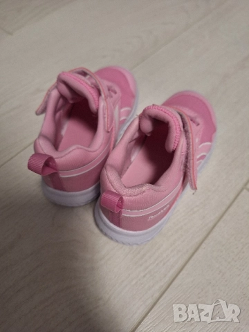 Детски кецове Рийбок 24 номер, снимка 3 - Детски боти и ботуши - 52170822