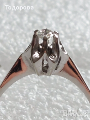 Дамски златен пръстен с инкрустиран диамант 0.20 карата,бяло злато проба 750, снимка 4 - Пръстени - 52592247