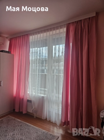 Предлагам 2 броя плътни розови пердета