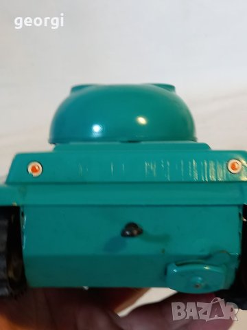 Ламаринена играчка танк Гвардеец , снимка 5 - Колекции - 40882640