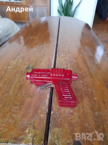 Стар детски пистолет с топчета #2