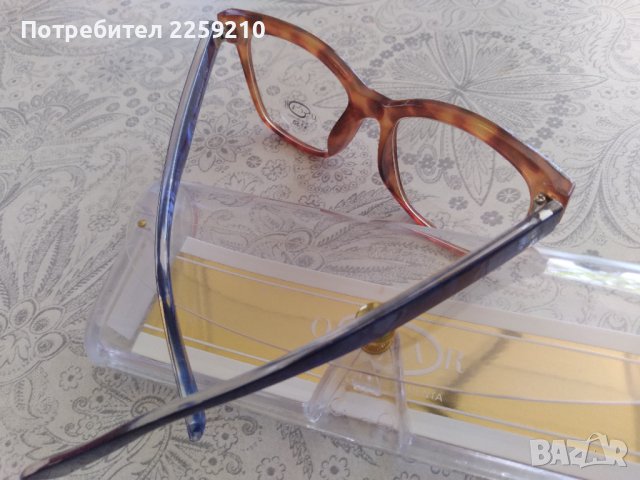 Нови елегантни дамски очила (+1.50) Оскар де Лaрента Oscar de Larenta, снимка 2 - Слънчеви и диоптрични очила - 38847052