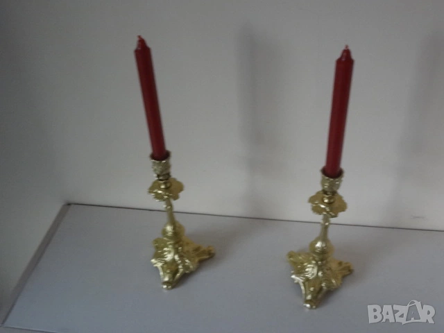 Комплект от 2 бр. бронзови свещника, снимка 4 - Антикварни и старинни предмети - 53079677