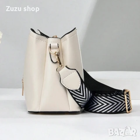 Дамска чанта, снимка 5 - Чанти - 50737021