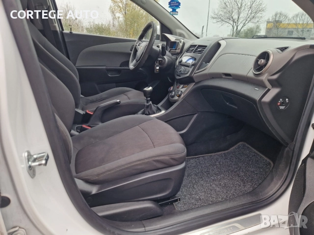 CHERVOLET AVEO 1.3D, снимка 10 - Автомобили и джипове - 52376394