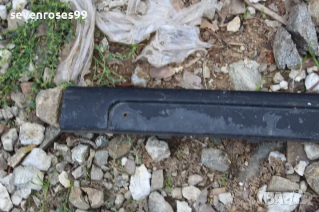 Лайсна централна предна броня Фолксваген Шаран 2002 VW Sharan, снимка 2 - Части - 47530900