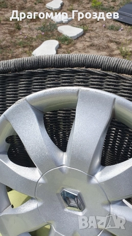 Два броя оригинални тасове за джанти "TARANIS 15" за Renault / Рено , снимка 9 - Аксесоари и консумативи - 51754848