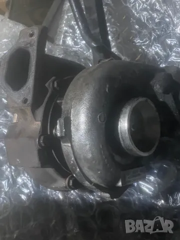 вакуумна турбина 2.7 дизел от мерцедес цлк w209 подходяща за мерцедес ц класа w203 е класа w210 и др, снимка 2 - Части - 48272670