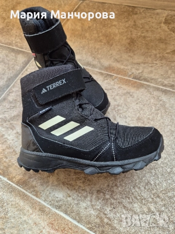 Adidas Terrex размер 35 1/2, снимка 7 - Детски маратонки - 52348573