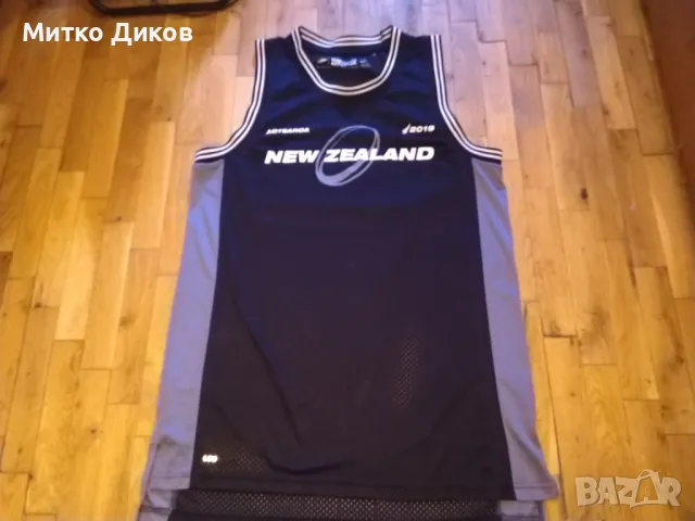 Баскетболна тениска маркова №10 размер М отлична