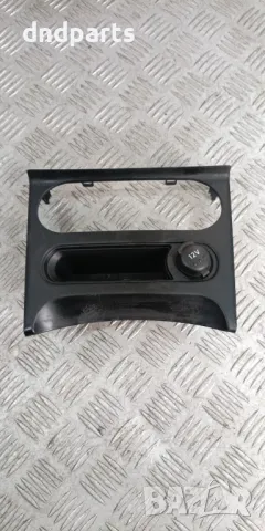 Интериорна конзола Nissan Qashqai 2012г.	