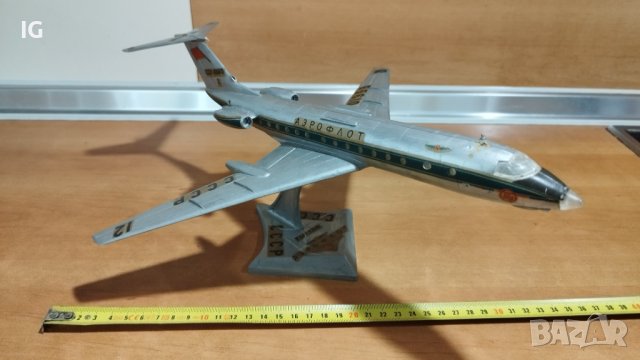 Стар модел на самолет ТУ - 134, АЕРОФЛОТ, снимка 2 - Колекции - 41608444
