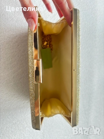 Официален клъч златен , снимка 4 - Чанти - 53663444