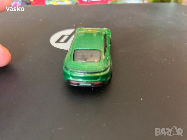 Hotwheels Porsche Taycan, снимка 4 - Колекции - 41771730