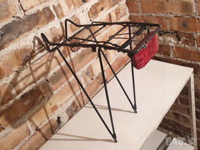 Продавам велобагажник стойка щипка пружина колело велосипед заден габарит стоп