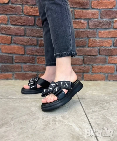 чехли valentino garavani 