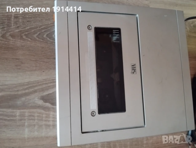Плеър за VHS касетки , снимка 2 - Плейъри, домашно кино, прожектори - 50591399