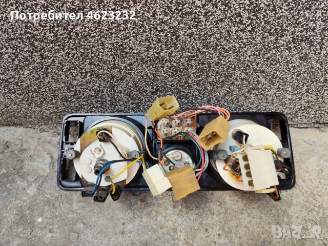 Десен стоп и километраж ВАЗ 2104, снимка 14 - Части - 52566276