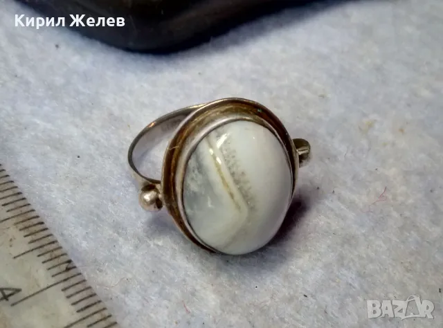СТАР ВИНТИДЖ СРЕБЪРЕН ПРЪСТЕН СРЕБРО ВИСОКА ПРОБА с ШЛИФОВАН МЛЕЧЕН АХАТ МАЙСТОРСКА ИЗРАБОТКА 41465, снимка 3 - Антикварни и старинни предмети - 50023543