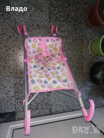 Количка за кукли