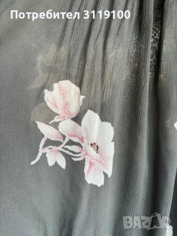 Сива блуза с елегантна кройка, на цветя, снимка 2 - Блузи с дълъг ръкав и пуловери - 51772415
