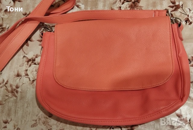 Нова Кожена Дамска Чанта , снимка 10 - Чанти - 51380430