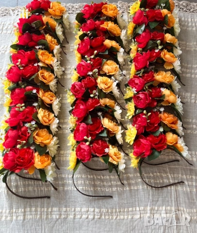 Диадема с цветя за народна носия, снимка 2 - Аксесоари за коса - 45433325