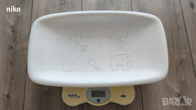 Електронна везна за бебета Tefal BH4150 LO, 20 кг.